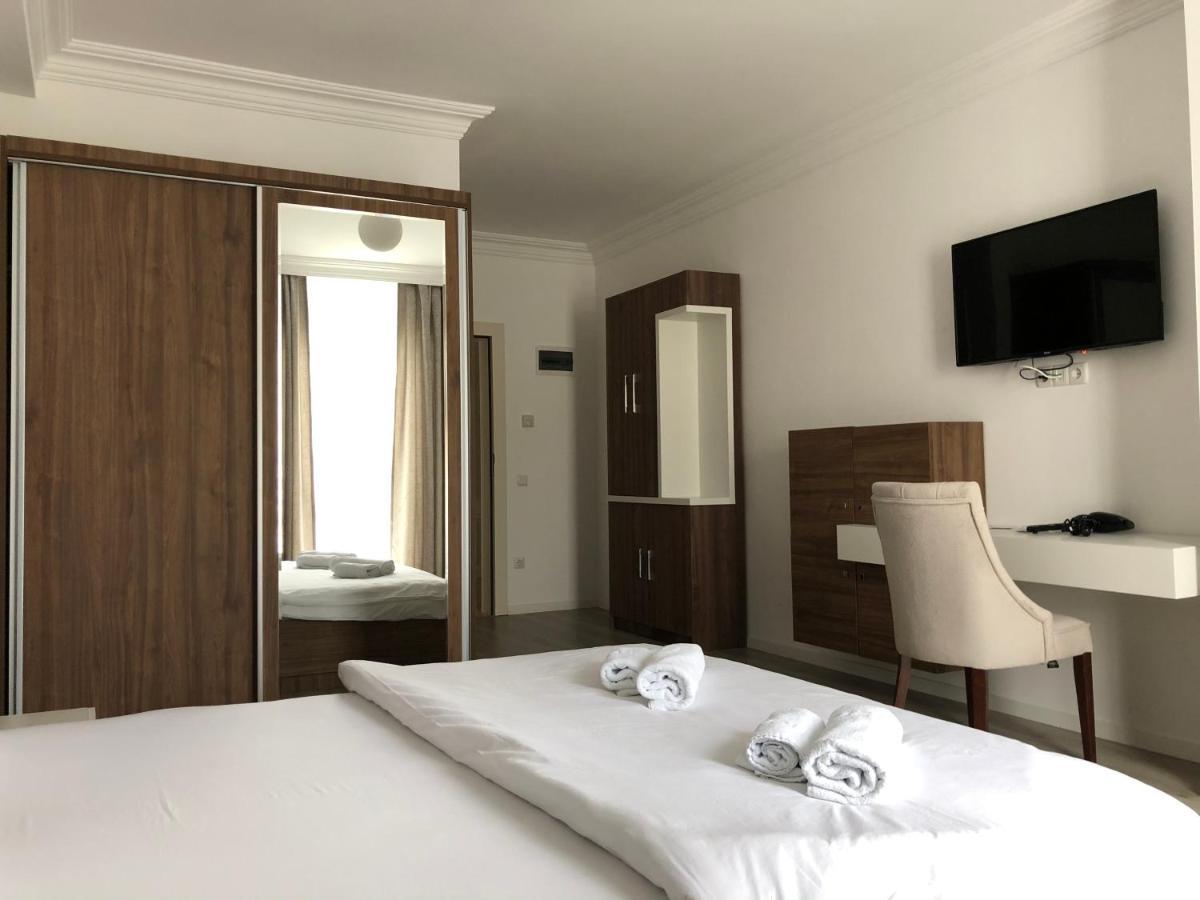 Titova Mitrovica Hotel Dardani מראה חיצוני תמונה