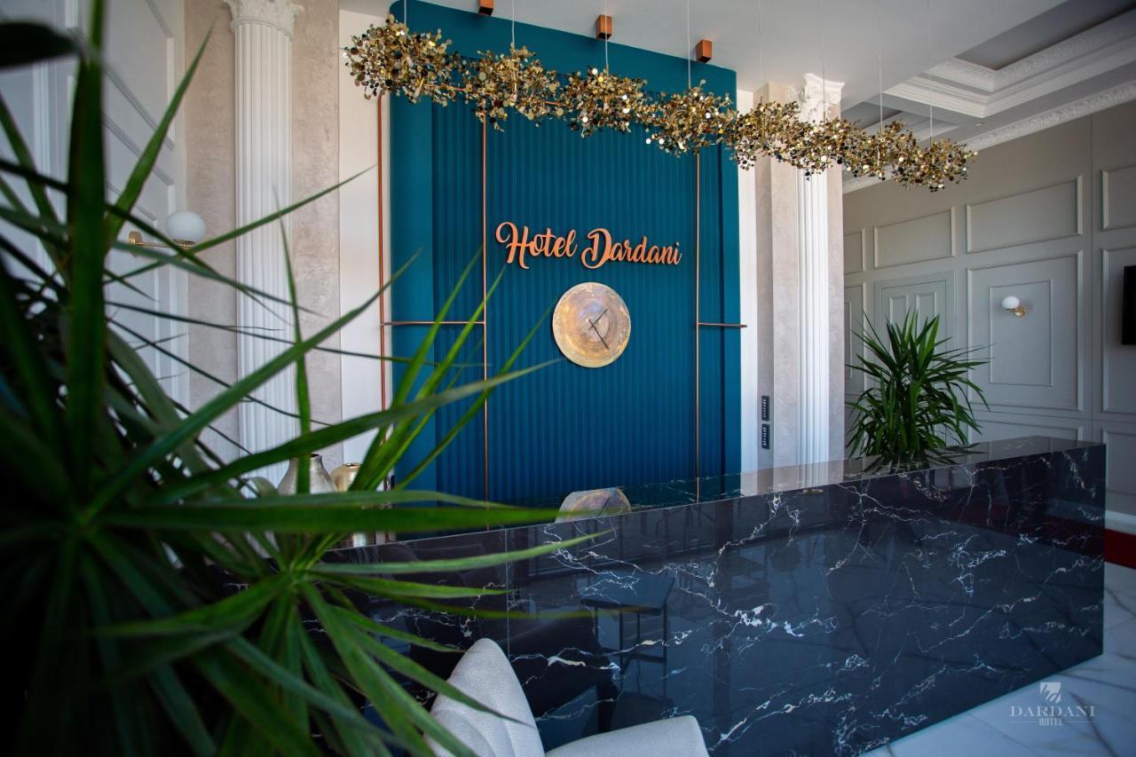 Titova Mitrovica Hotel Dardani מראה חיצוני תמונה