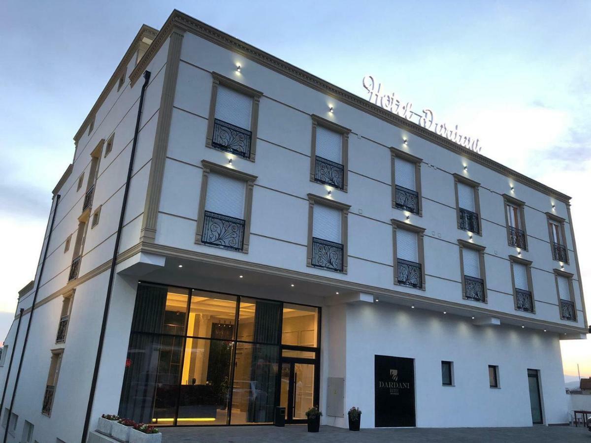 Titova Mitrovica Hotel Dardani מראה חיצוני תמונה