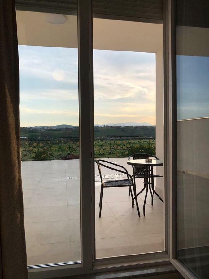 Titova Mitrovica Hotel Dardani מראה חיצוני תמונה